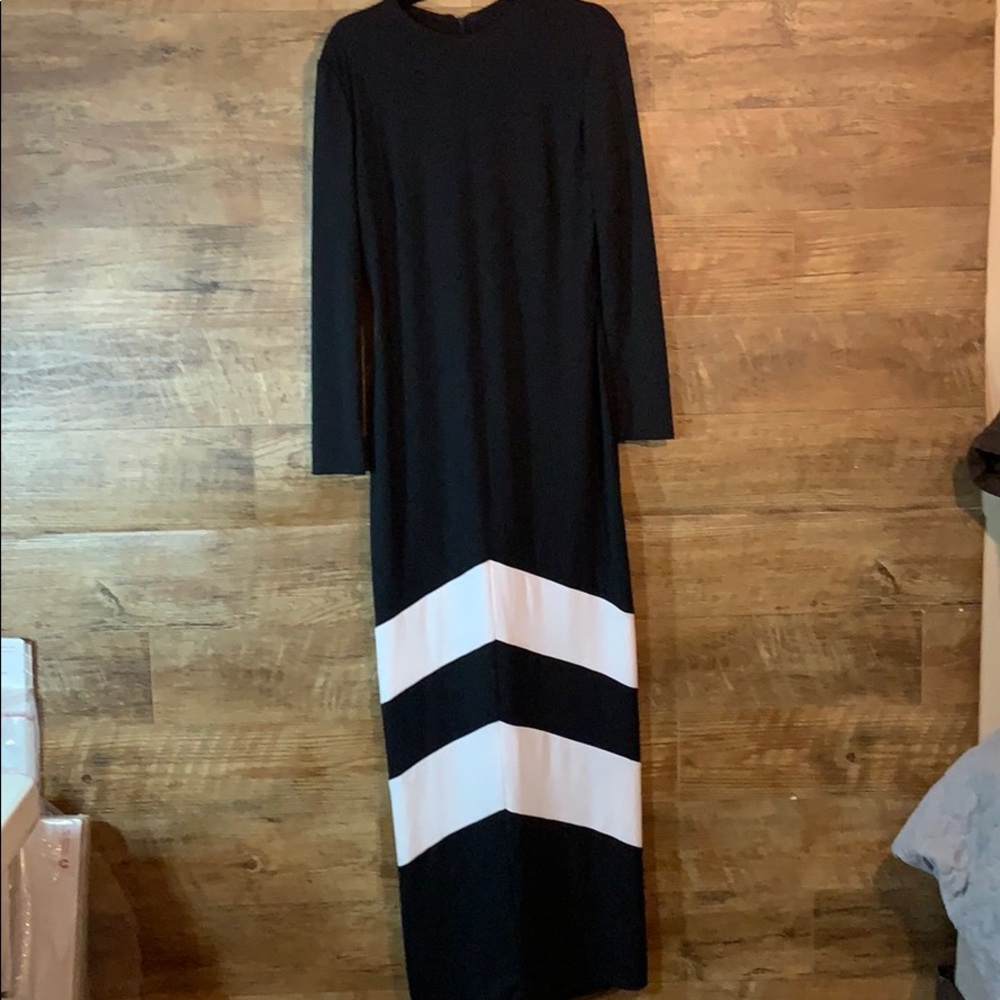 COPY - Jessica M. Semi formal black long sleeve d…